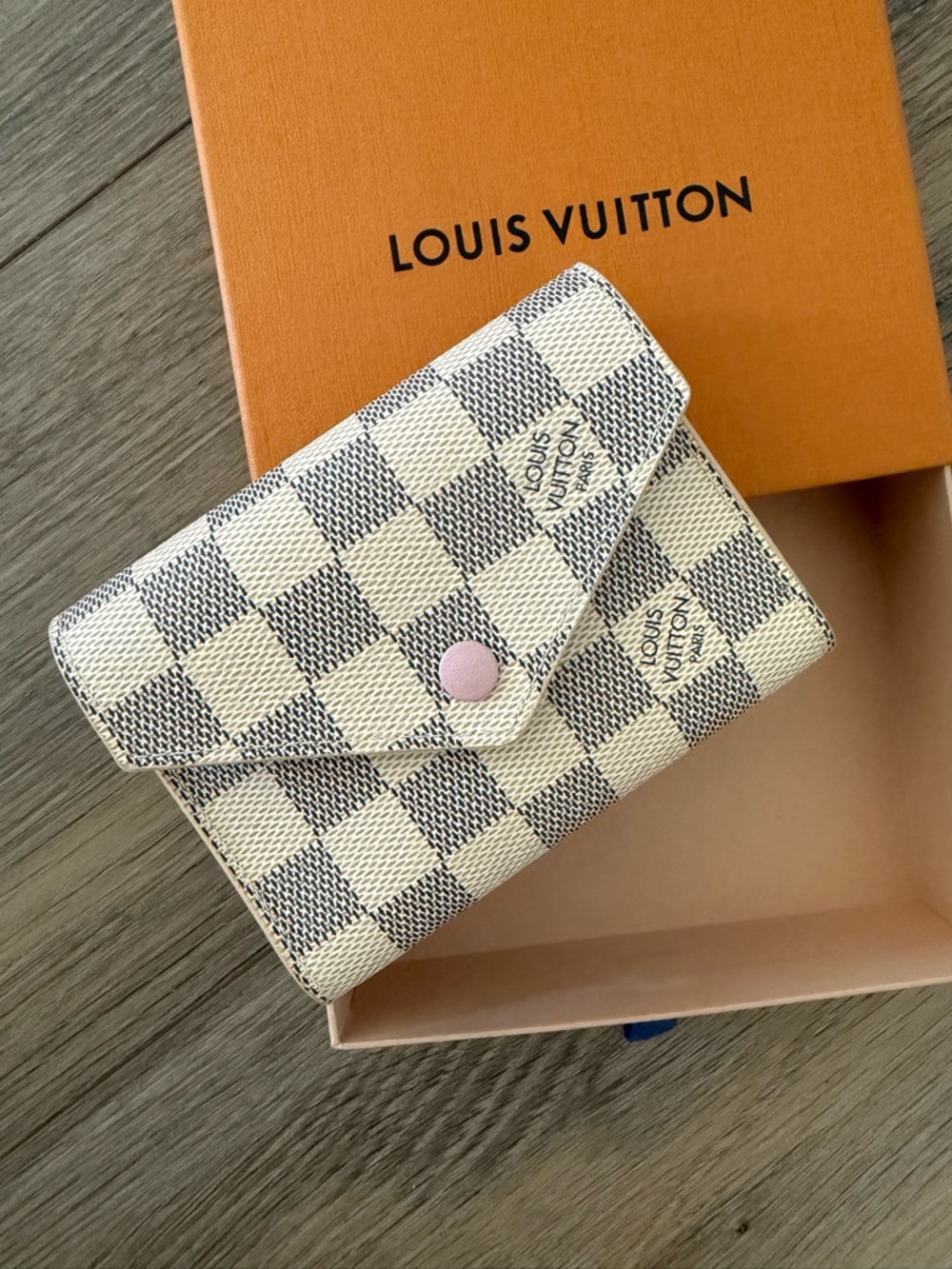 Louis Vuitton Damier Azur Small Wallet in Cream and Pink Snap